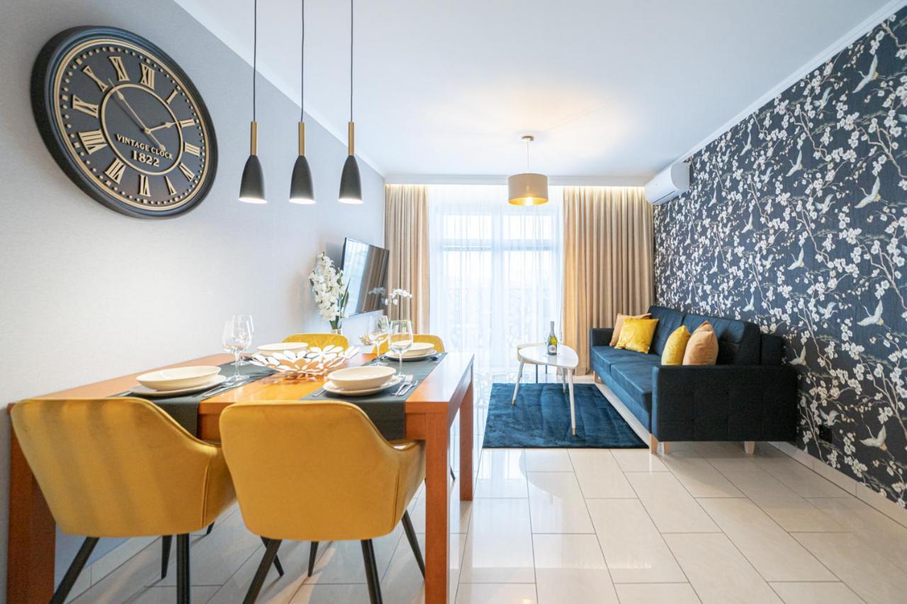 Apartament 55M2 - Darmowy Garaz - Klimatyzacja - Centrum - 24Na7 Wrocław Kültér fotó