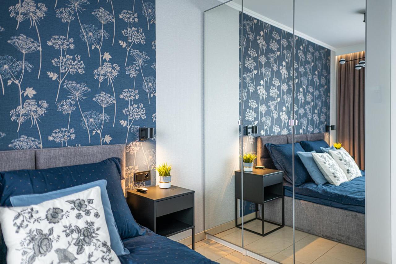 Apartament 55M2 - Darmowy Garaz - Klimatyzacja - Centrum - 24Na7 Wrocław Kültér fotó