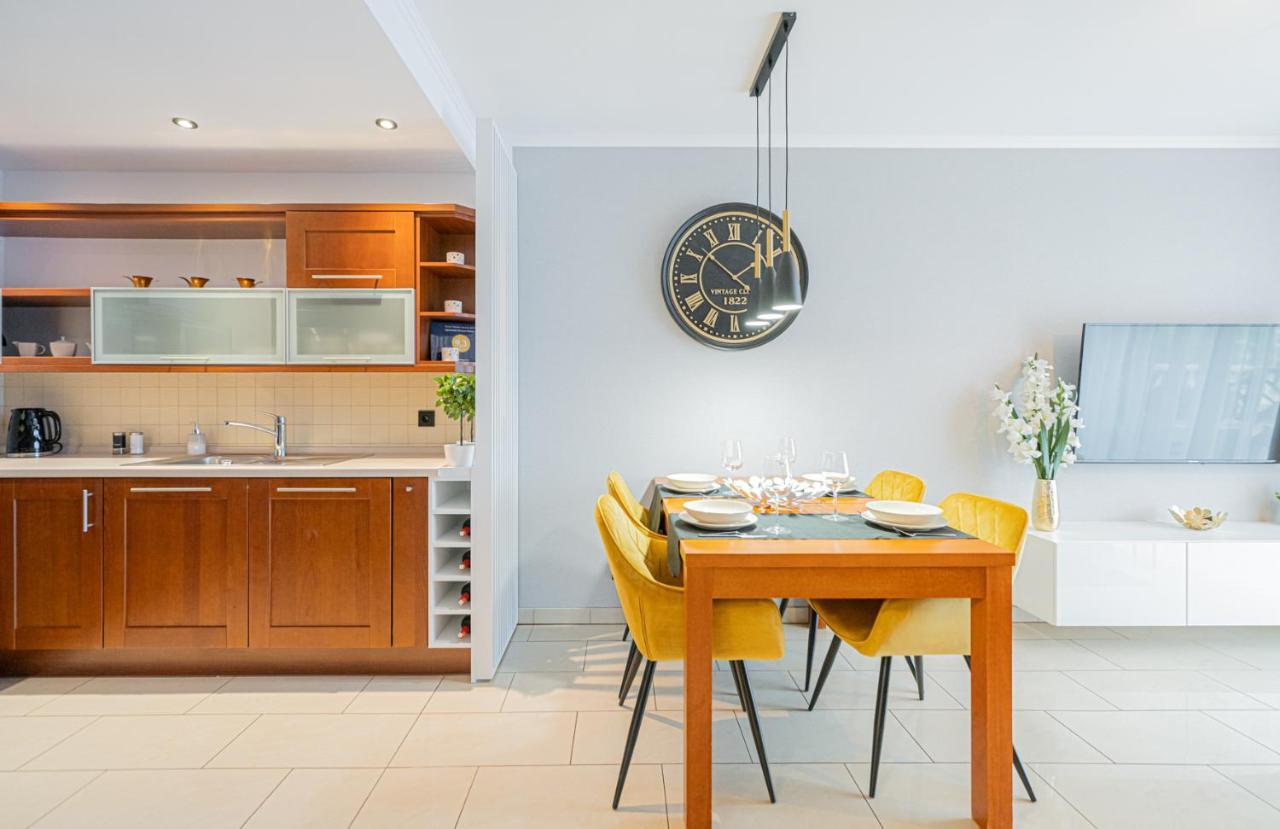 Apartament 55M2 - Darmowy Garaz - Klimatyzacja - Centrum - 24Na7 Wrocław Kültér fotó